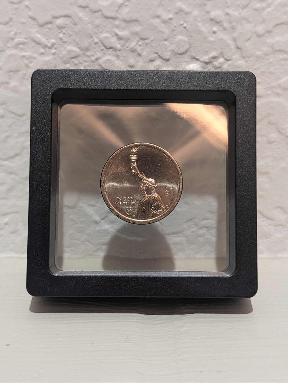 Black Foldable Protective Floating Display Frame - Picture 2 of 5